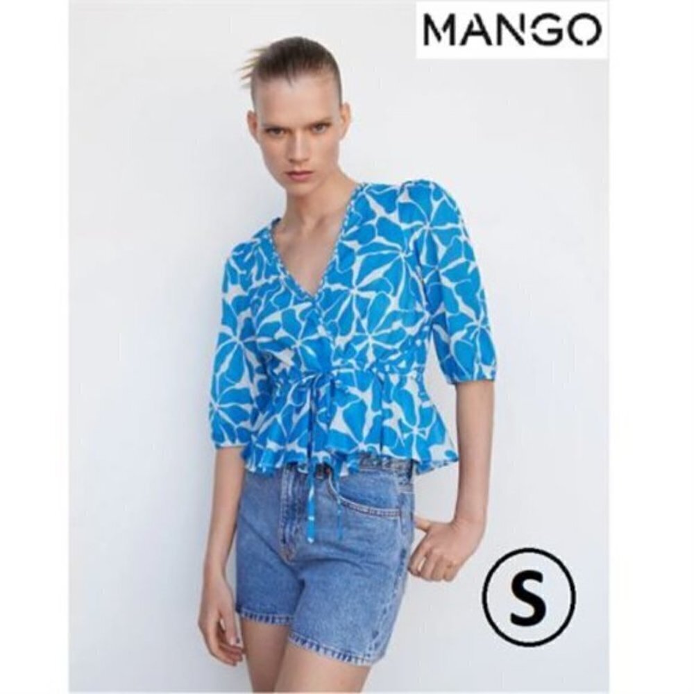 Mango, Ladies Double-breasted blouse with bow - Blue. Size: 4 US. NWT.